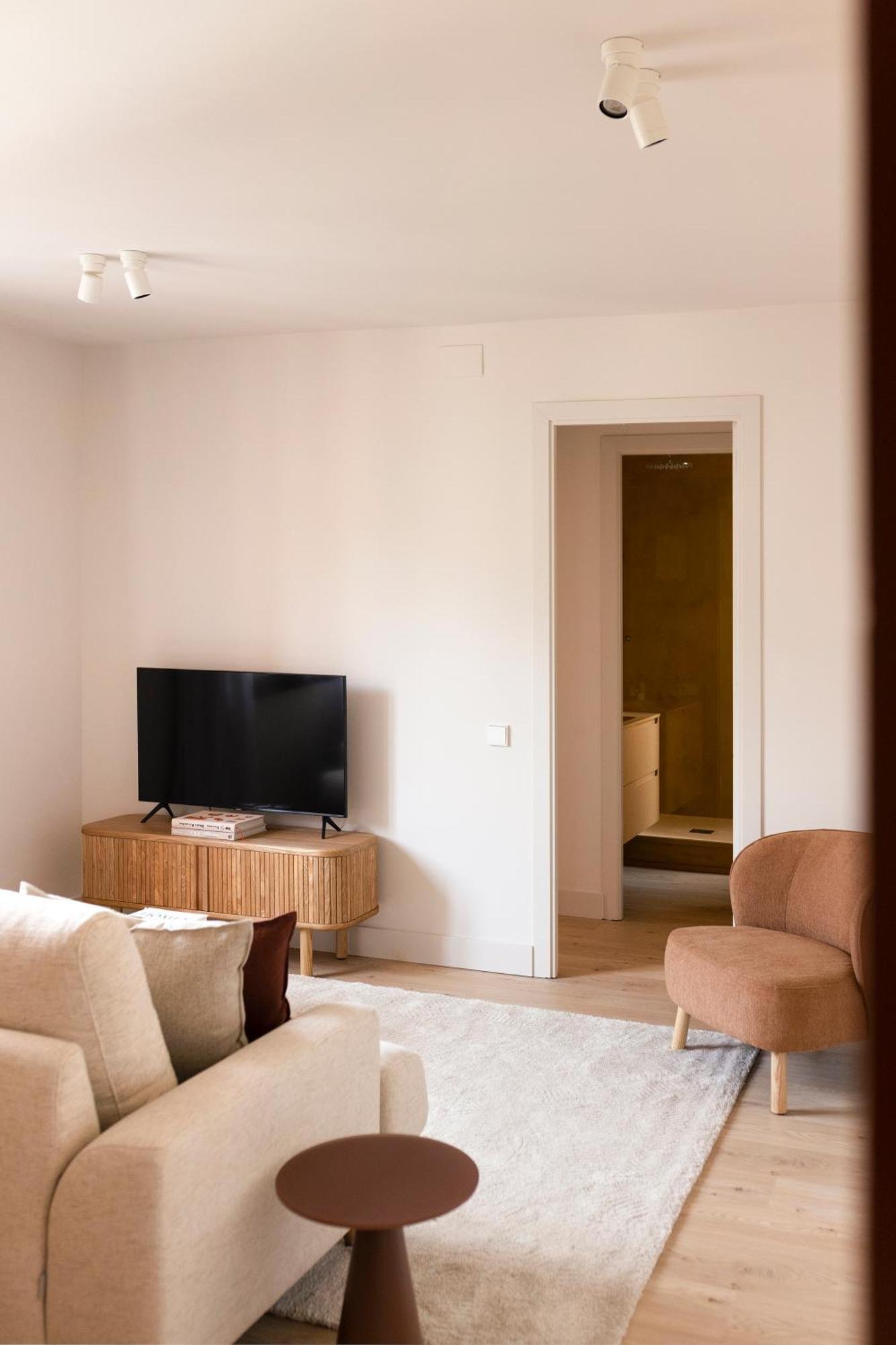 C211 Apartment